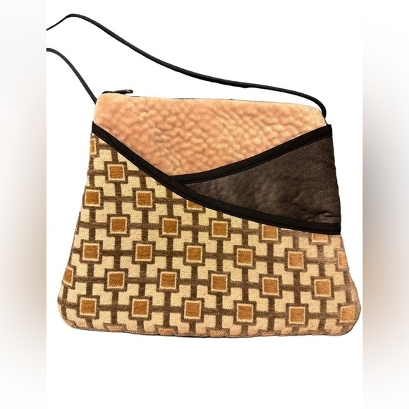 Crossbody Purse by Ally and Nettie - Picture 3 of 6